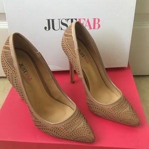 JustFab Nude Heels !!